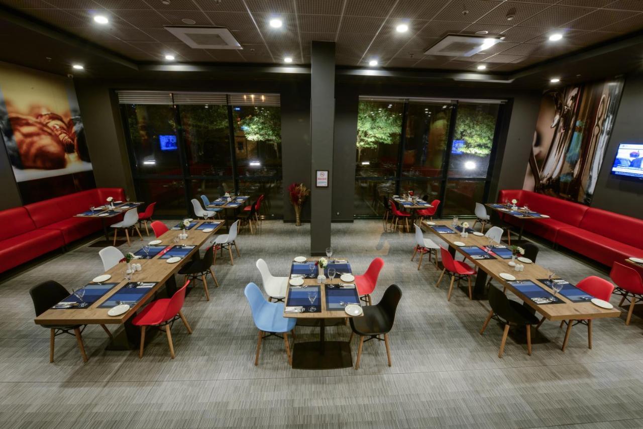 Ibis Istanbul Tuzla Hotel Cayirova Екстер'єр фото